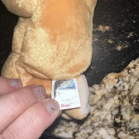 MINT CONDITION! “Hope” the praying TY Beanie Baby, 1998, P.E. Pellets, 5th Gen - Picture 10 of 12